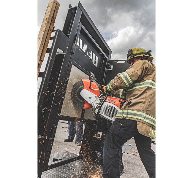 Bear Ultimate Training Door — view 2