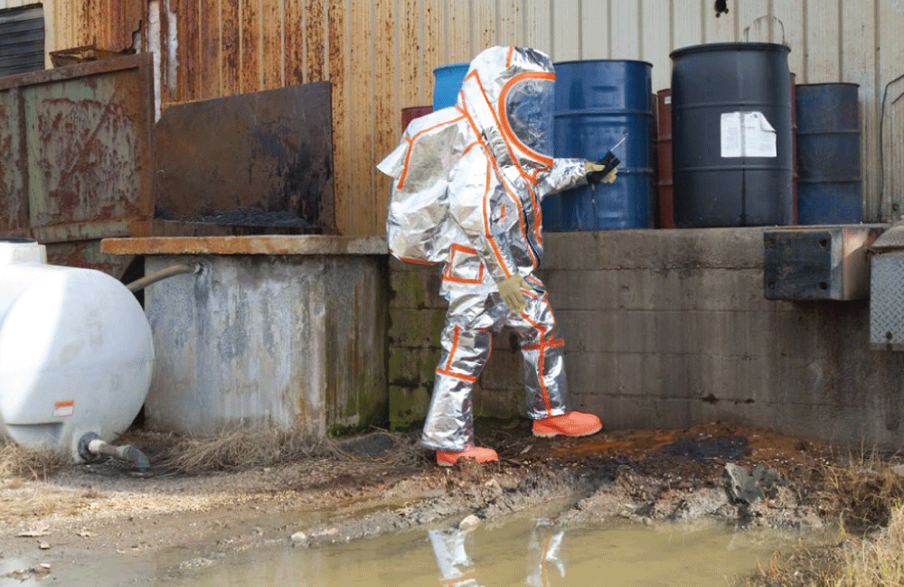 Frontline500Img2.png Frontline 500 NFPA 1991 Flash-Fire Chemical Suit – Kappler Multi-Hazard Protective Gear — view 2