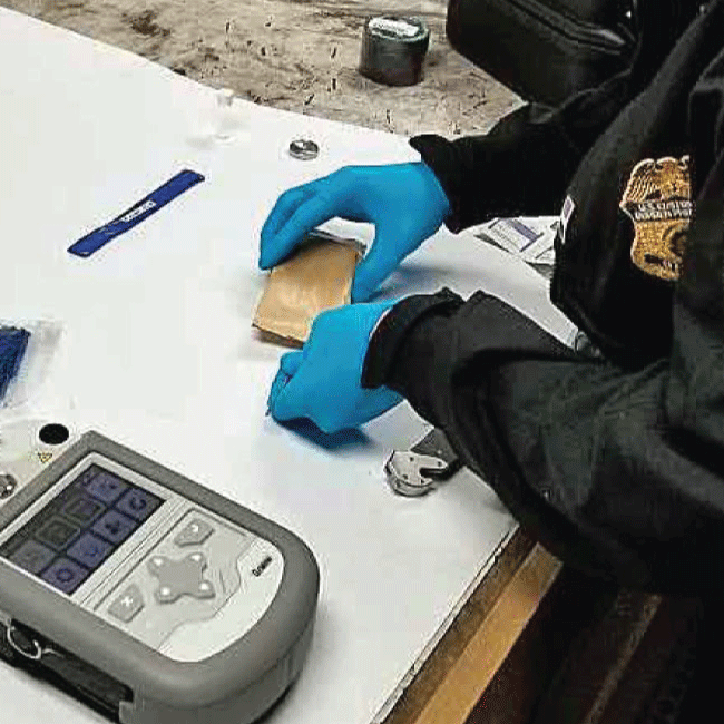 Thermo Scientific Gemini Handheld Raman and FTIR Analyzer — view 3