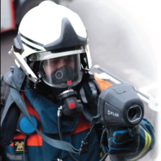 FLIR K45 – Affordable Thermal Imaging Camera for Clear Vision in Smoke and Darkness — view 2