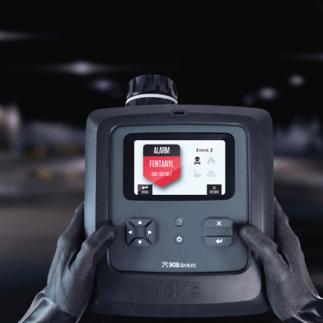 MX908 – High-Pressure Mass Spectrometry Trace Detector — view 3