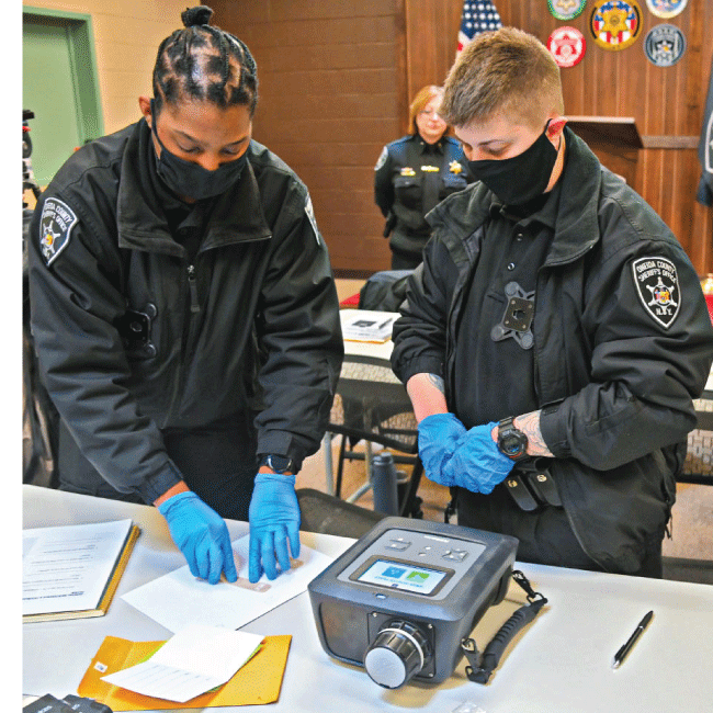MX908 – High-Pressure Mass Spectrometry Trace Detector — view 5