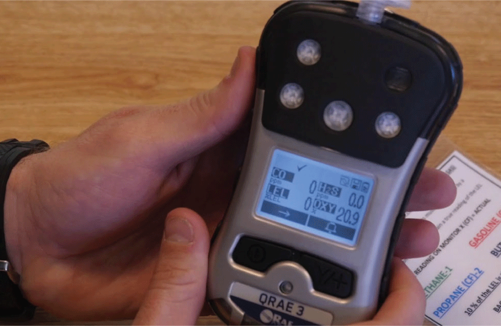 QRAE3Img4.png Honeywell QRAE 3 – Wireless 4-Gas Monitor for Industrial and Emergency Response — view 4