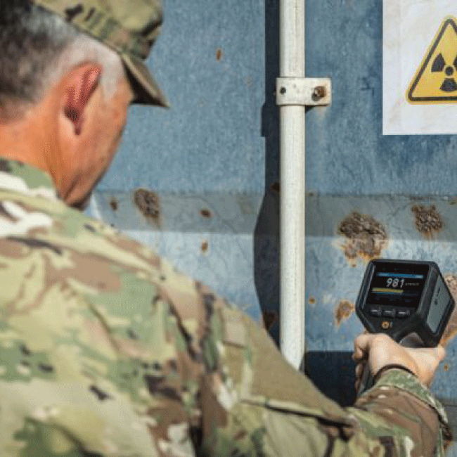 FLIR identiFINDER R440 – Radionuclide Identification Device (RID) — view 3